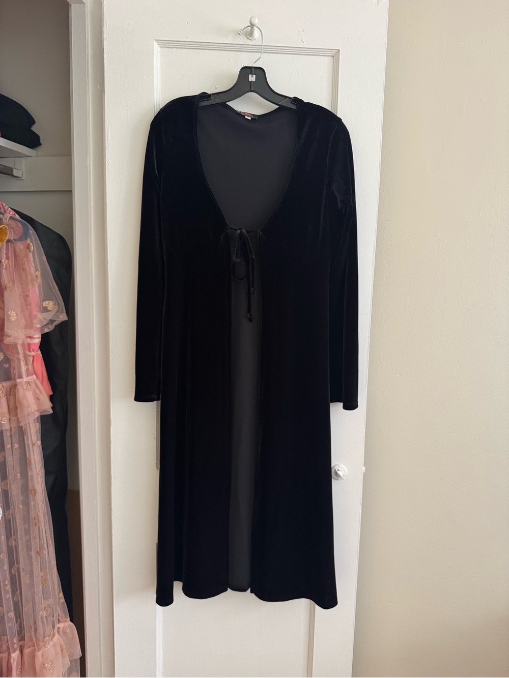 Hot Kiss Black Velvet Tie-Front Long Robe